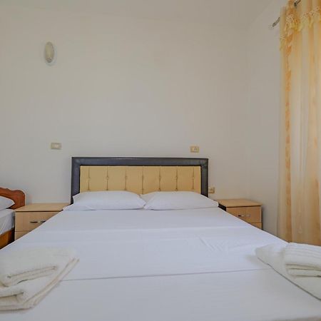 Brahimi Guest House Ksamil Bagian luar foto